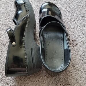Black Patent Leather Mary Jane Danskos